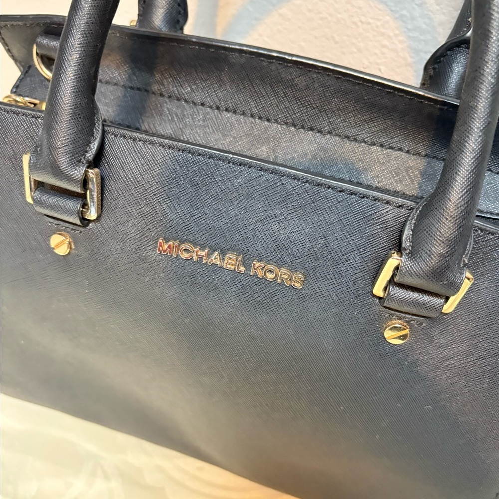 Michael Kors Black Selma Saffiano Leather Satchel - Picture 2 of 16